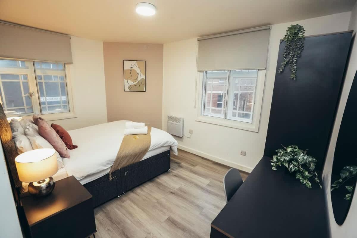 2Br City Centre Apt, Self Check In, Wifi, By Derbnb เชฟฟิลด์ ภายนอก รูปภาพ