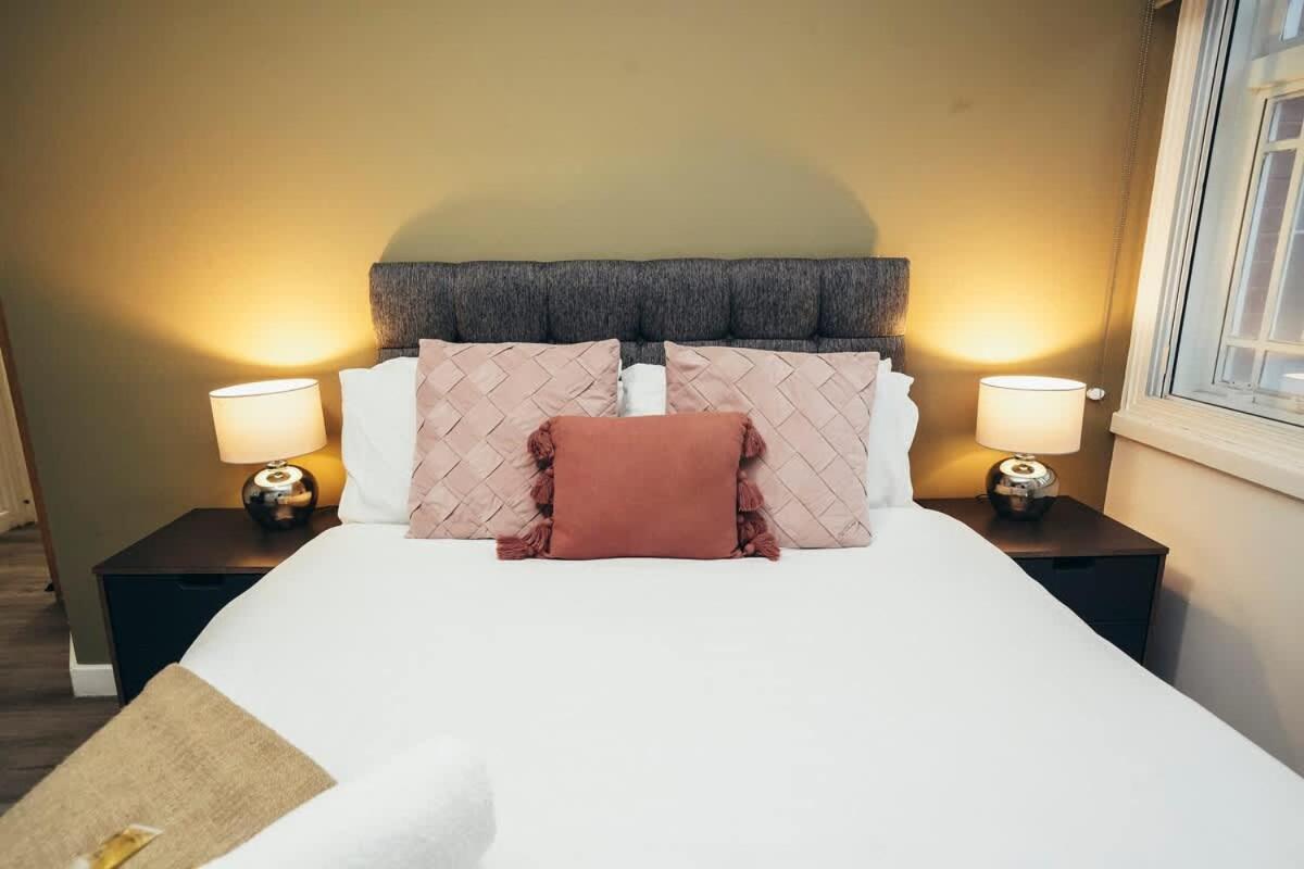 2Br City Centre Apt, Self Check In, Wifi, By Derbnb เชฟฟิลด์ ภายนอก รูปภาพ