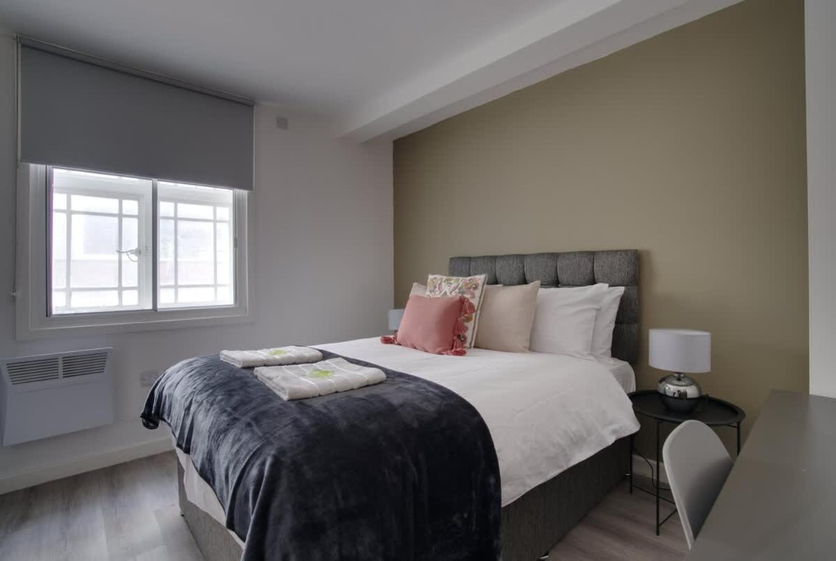 2Br City Centre Apt, Self Check In, Wifi, By Derbnb เชฟฟิลด์ ภายนอก รูปภาพ
