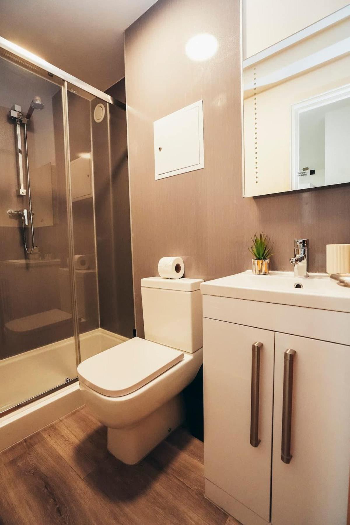 2Br City Centre Apt, Self Check In, Wifi, By Derbnb เชฟฟิลด์ ภายนอก รูปภาพ